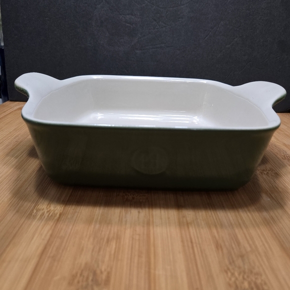 Emile Henry baking dish, green square casserole baking and serving dish - Picture 4 of 16